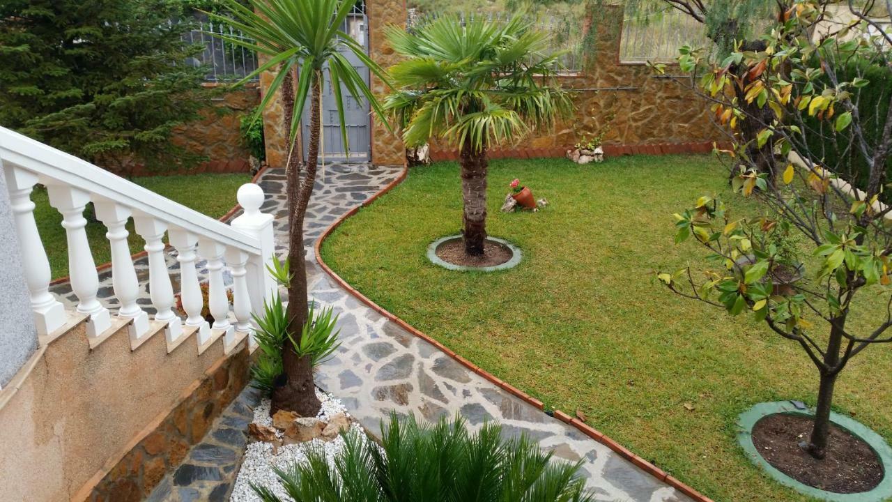 El Refugio Villa Turis Luaran gambar